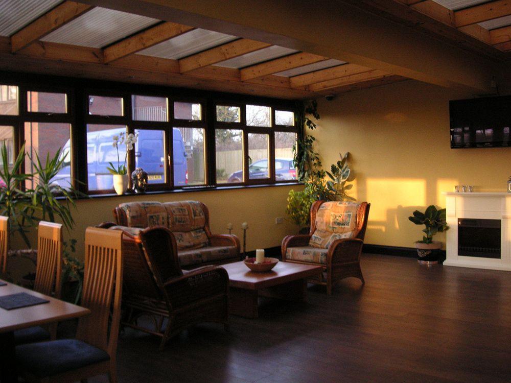 Travel Plaza Hotel Desborough Dış mekan fotoğraf