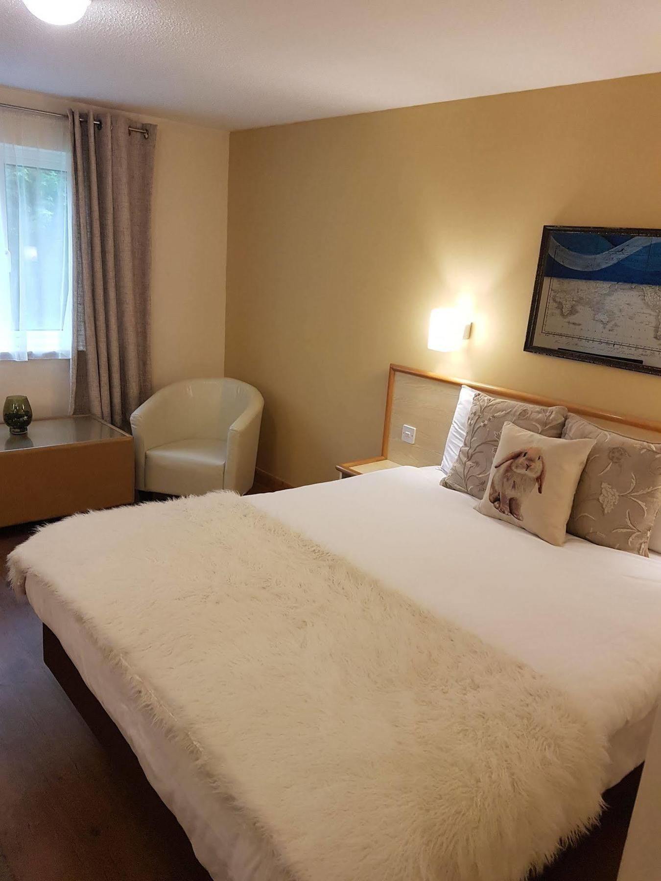 Travel Plaza Hotel Desborough Dış mekan fotoğraf