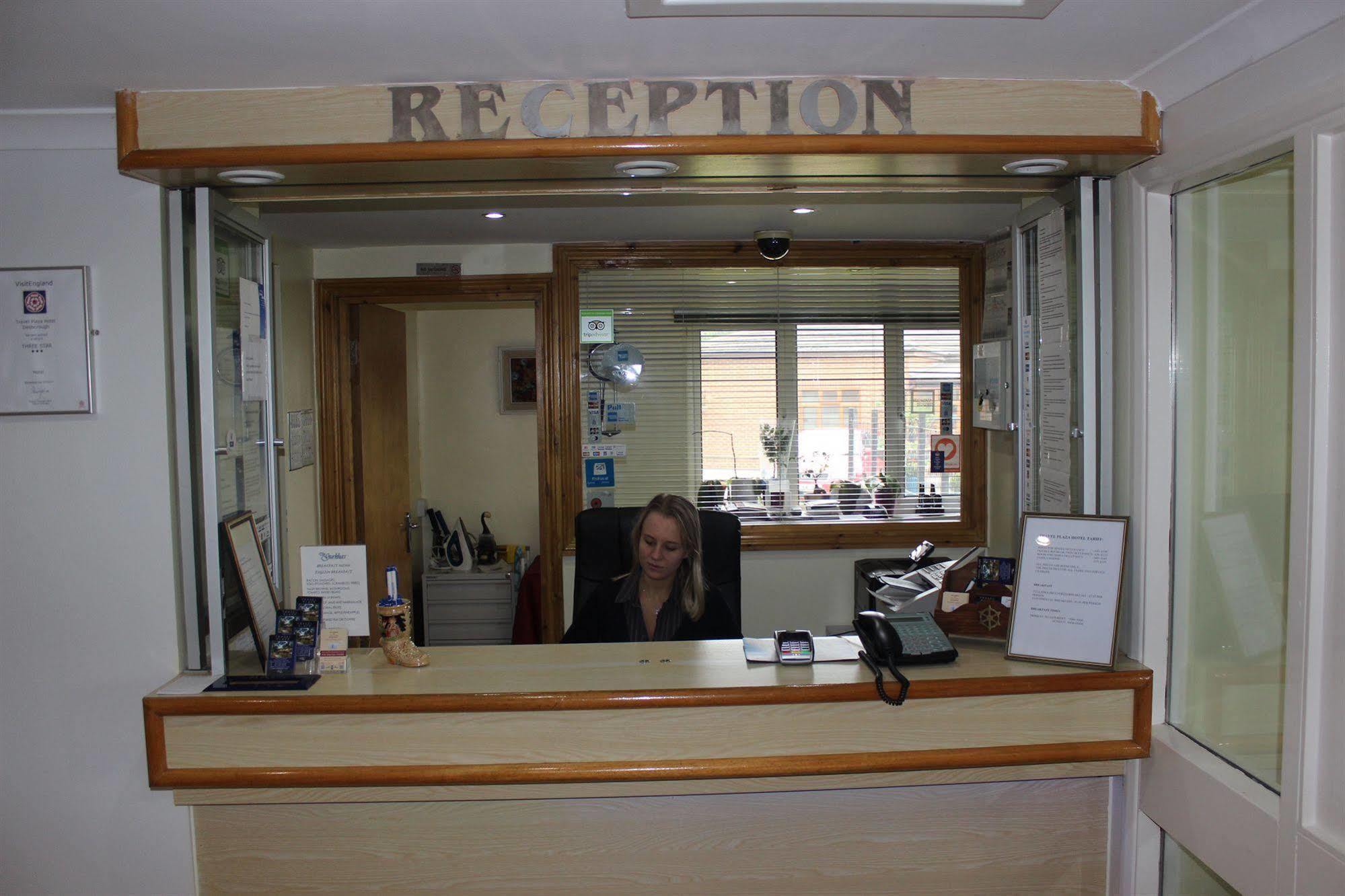 Travel Plaza Hotel Desborough Dış mekan fotoğraf